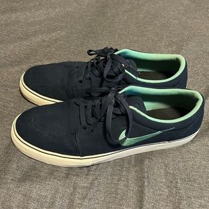 NIKE SB shoes